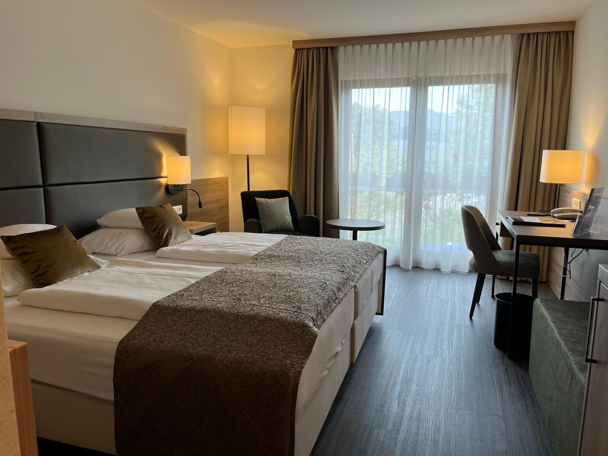 Flair Park Hotel Ilshofen Eksteriør bilde
